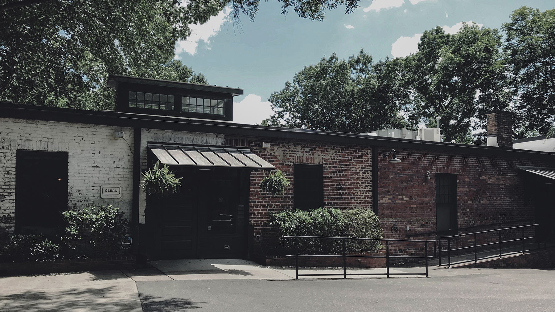 Elsewhere Design & Idea Shop Exterior Office Image